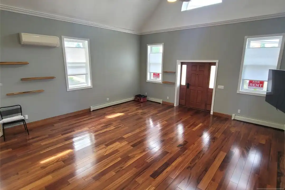 25 James St unit 2 - View 5
