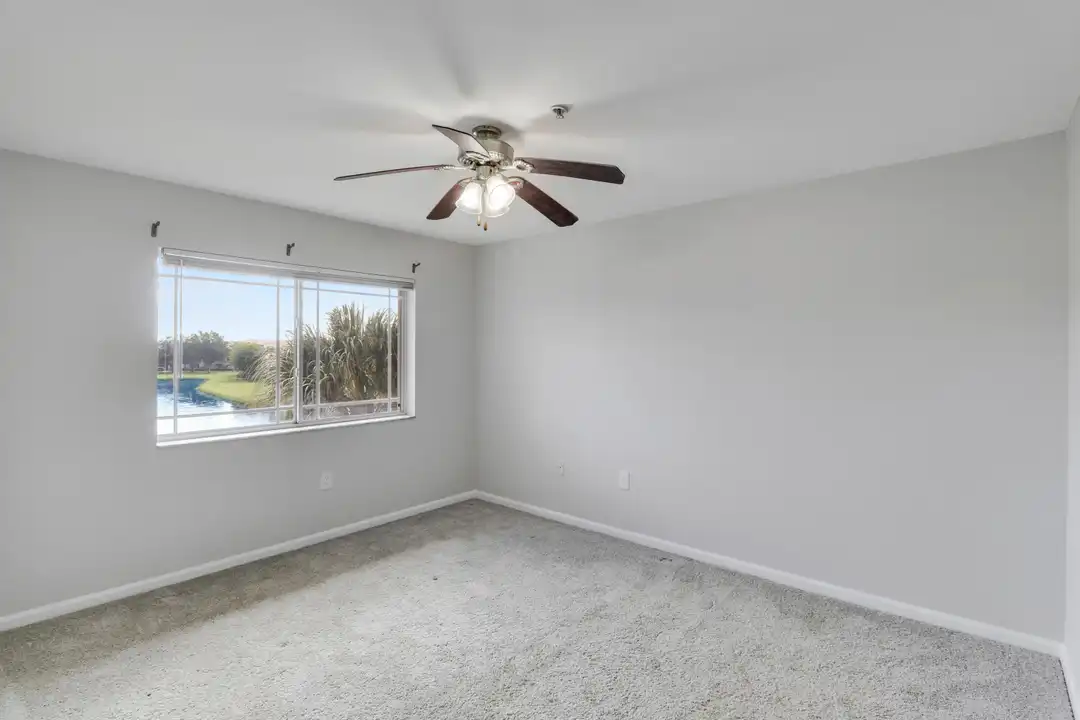 141 SW Palm Dr unit 306 - More