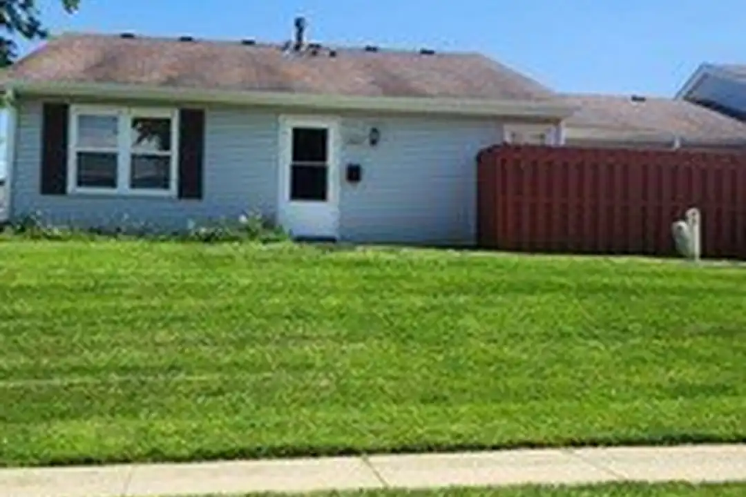 2006 Hastings Dr #2006 – photo 1