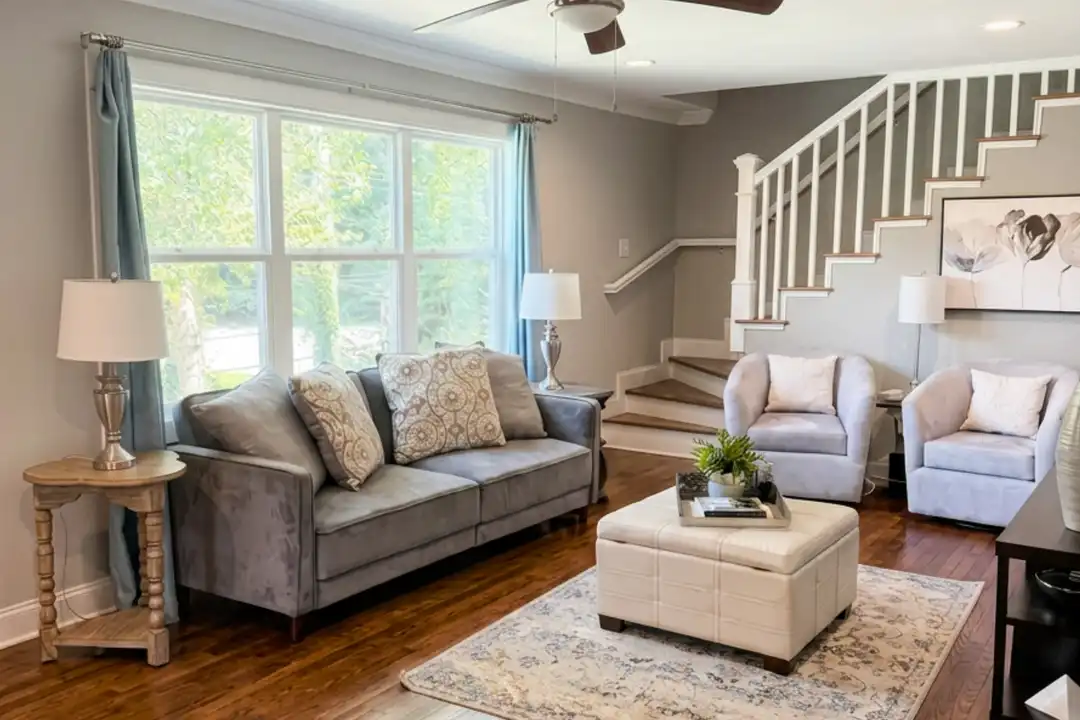 2561 Sylvan Rd - View 2
