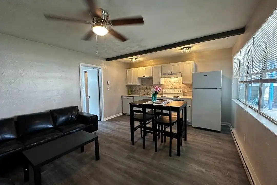 401 E Ocean Ave unit 14 - View 4