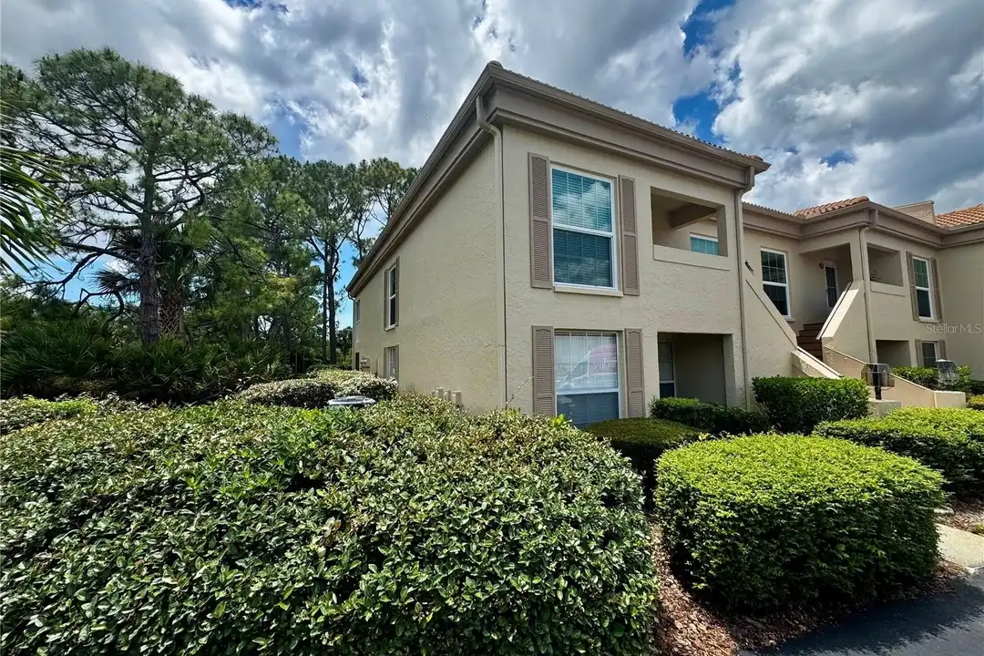 4377 Longmeadow #7 - View 2