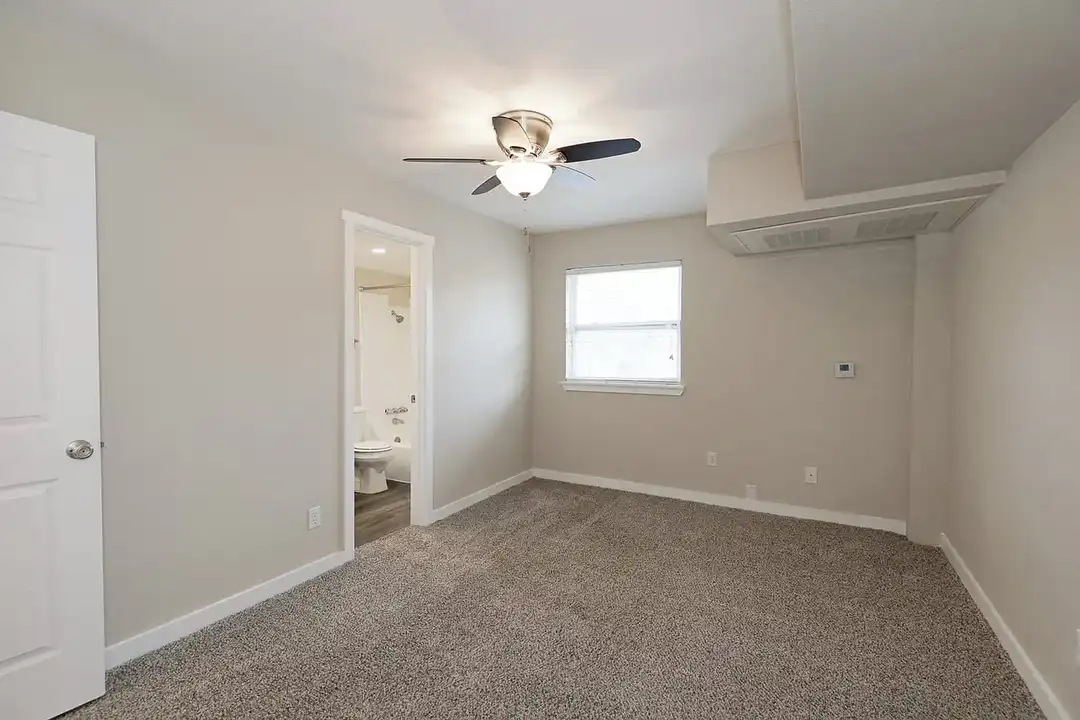 Bennett Pointe – photo 1