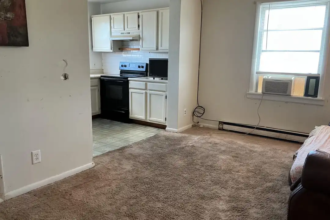6 Post Rd #E - View 5