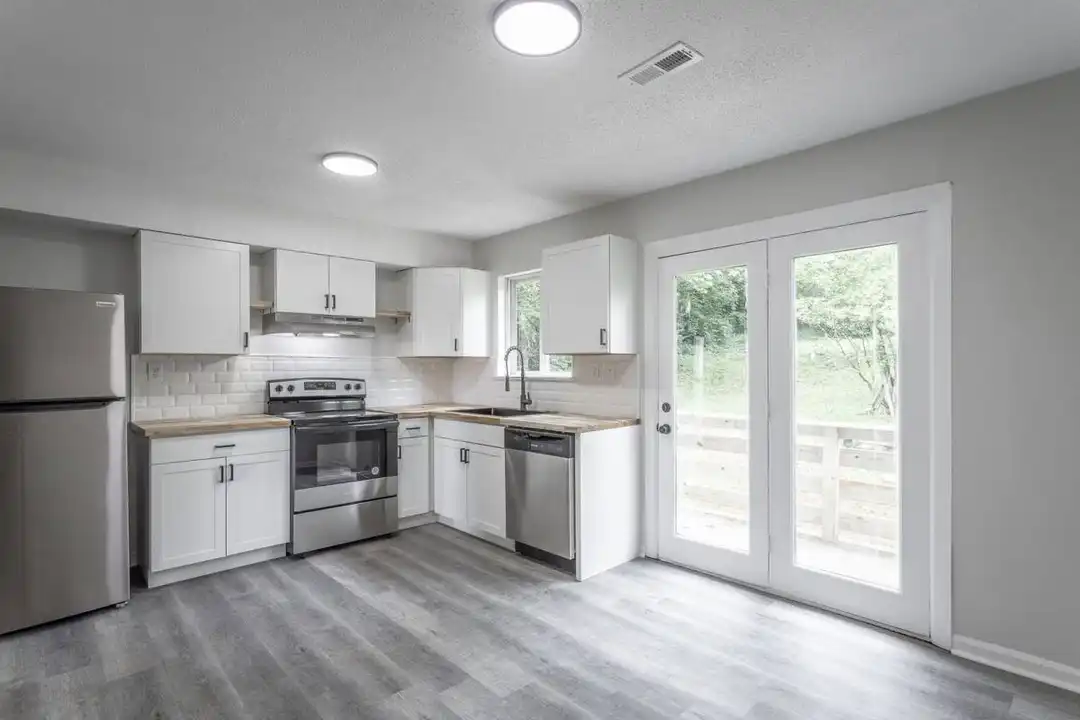 833 Sylvan Dr – photo 1