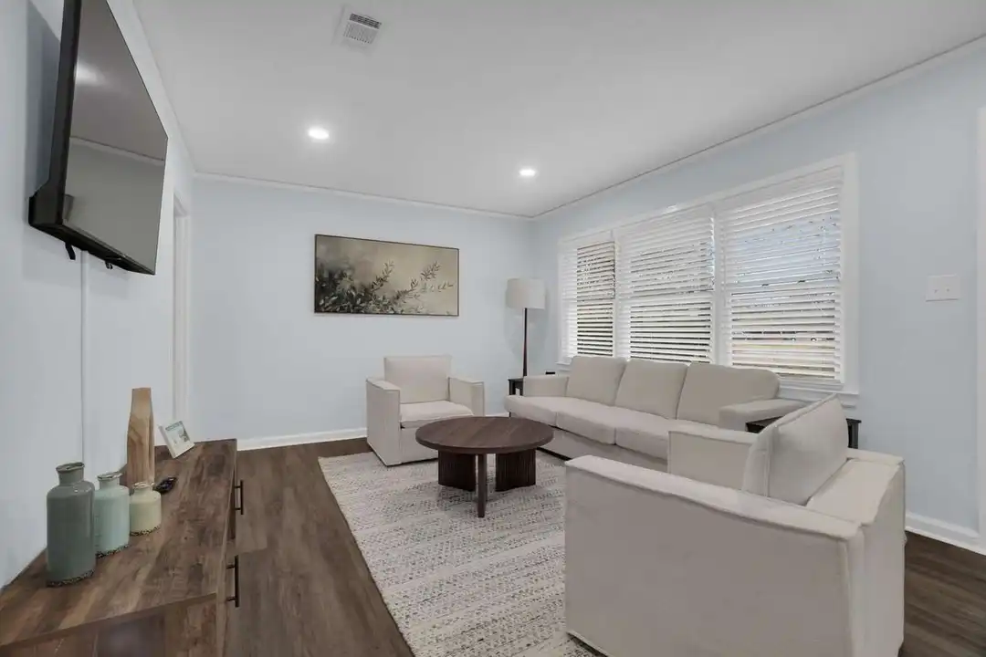 610 S Georgetown Dr unit 1386555P - View 2