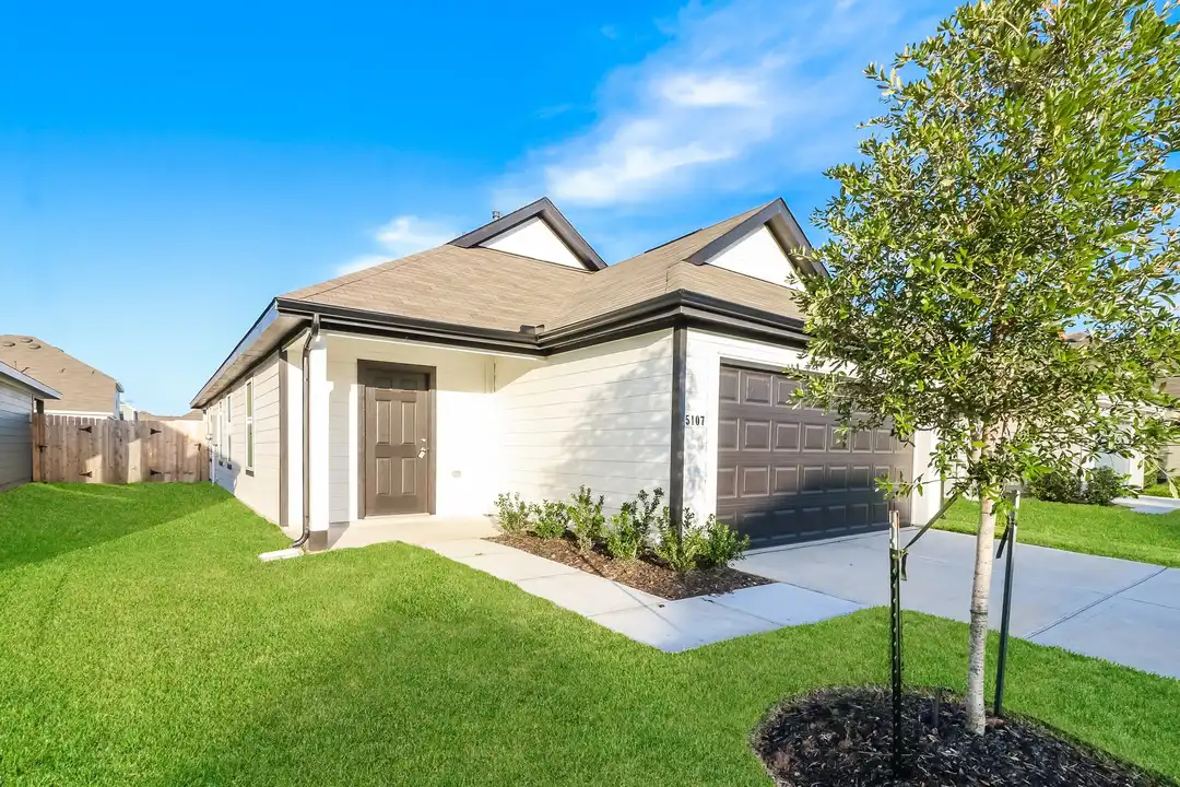 5107 Shelby Katherine Dr - Rosharon, TX | Rent.