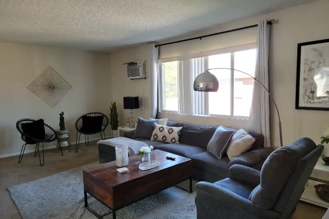 145 S 18th Ave unit B - View 2