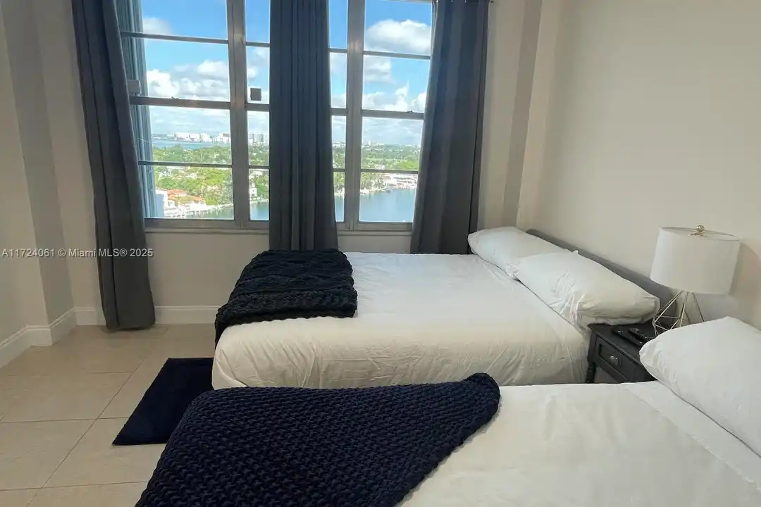 5151 Collins Ave unit 1722 - View 5