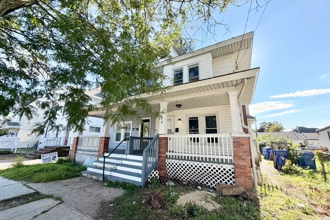 710 N High St – photo 1