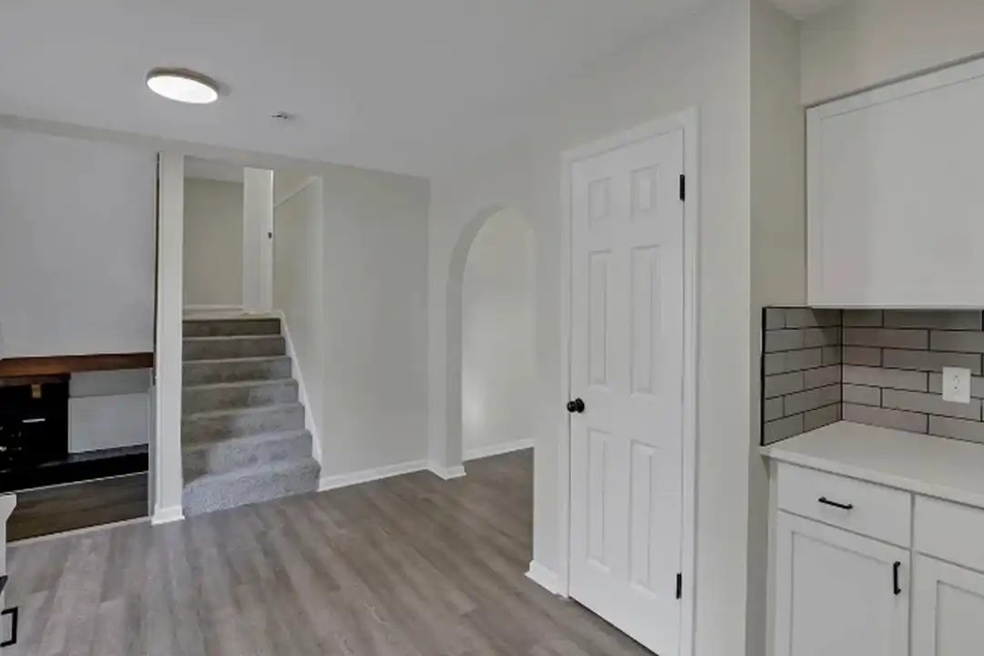 11715 Village Way Dr – photo 1