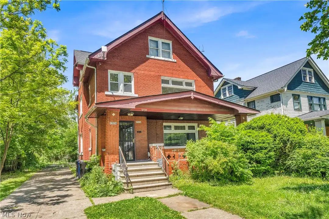 3526 East Blvd unit 2/UP - View 2
