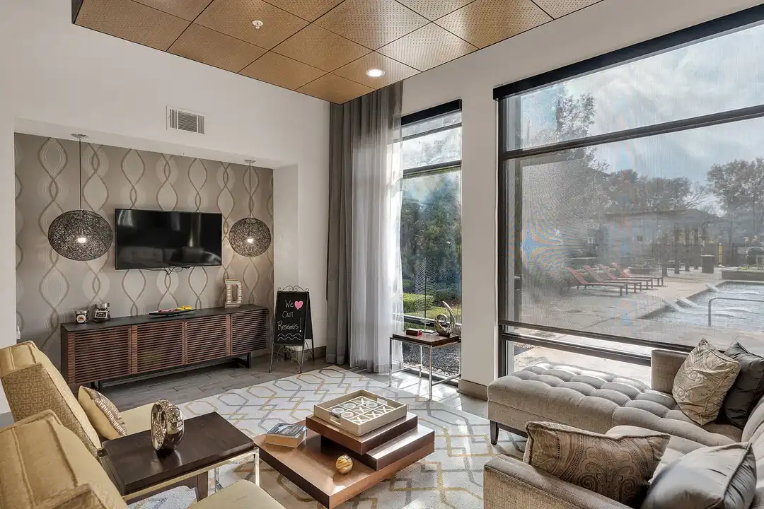 The District Apartments – photo 1