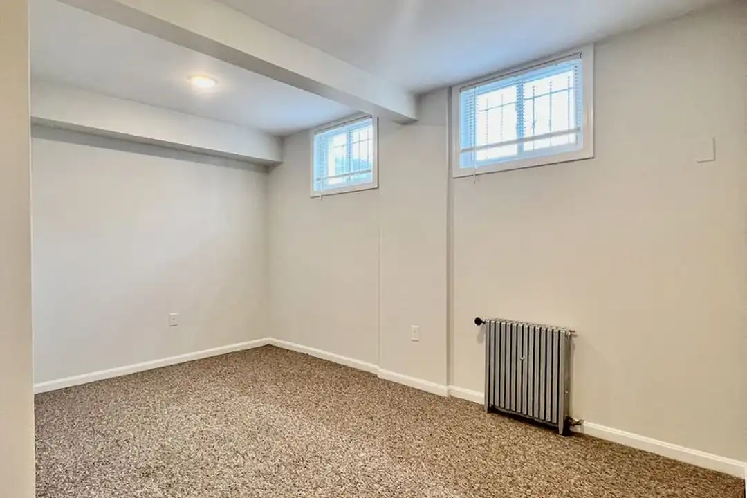 1704 Broad St unit 8 - More