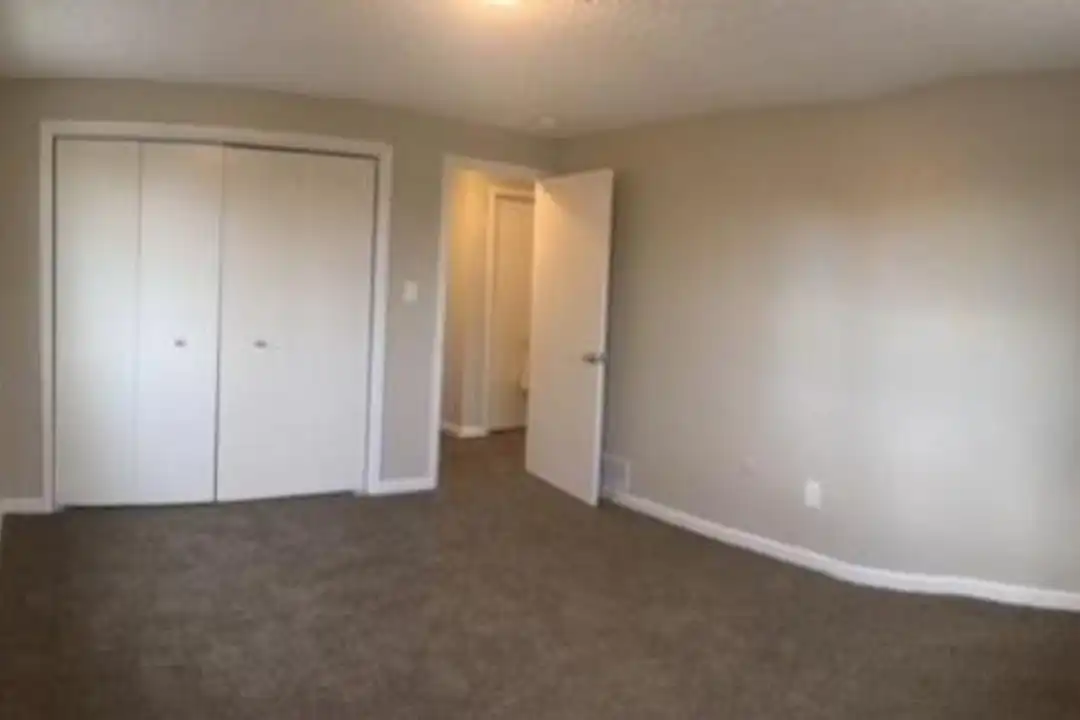 1331 Merl Pl - View 5