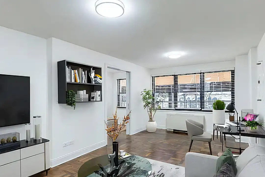 Studio at 92 5th Ave — photo 1 of 5