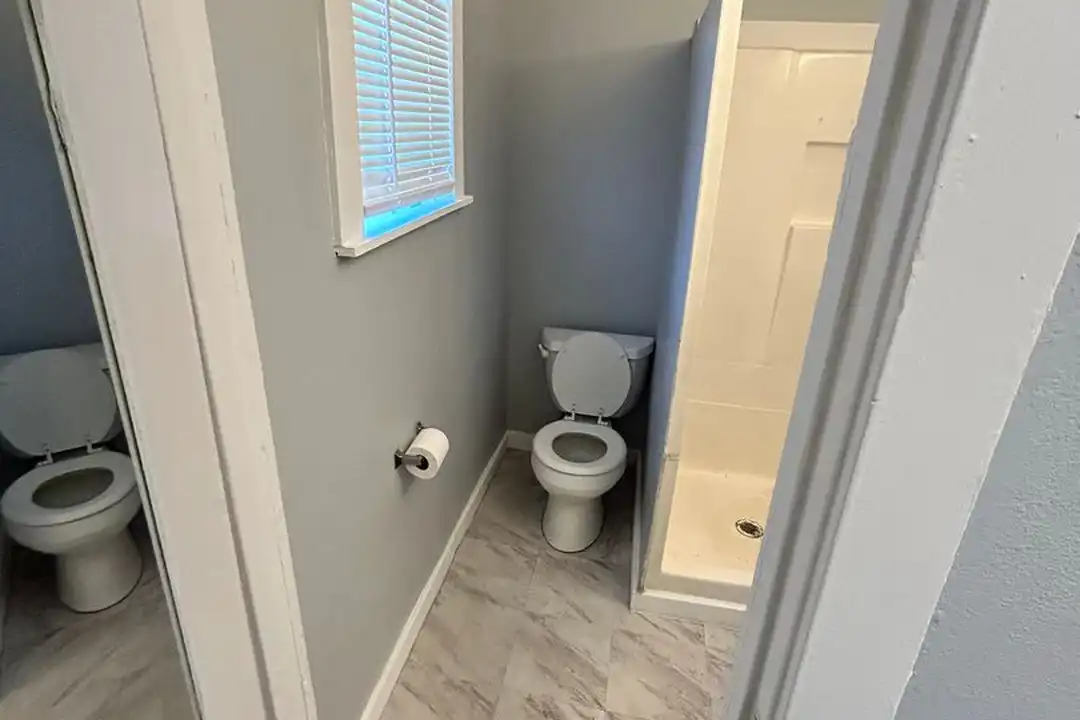 1631 N Carson St unit #5 - View 2