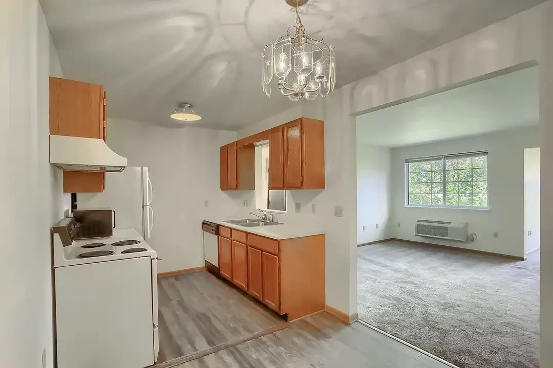 Kittery Ridge – photo 1 of 20