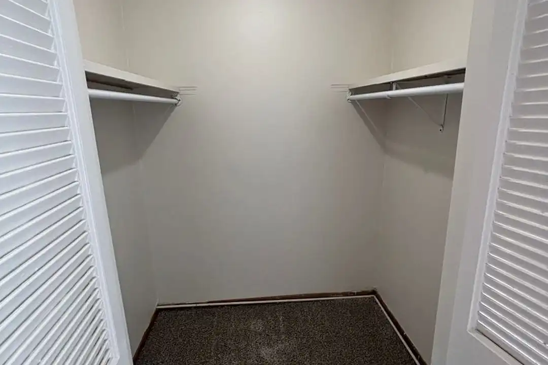 5166 N Lovers Lane Rd unit 5176 04 - View 2