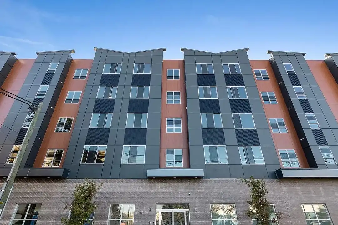 39 Cornelison Ave – photo 1