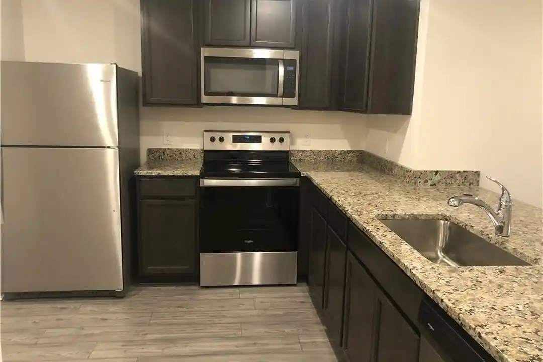 36 NW 26th St - View 3