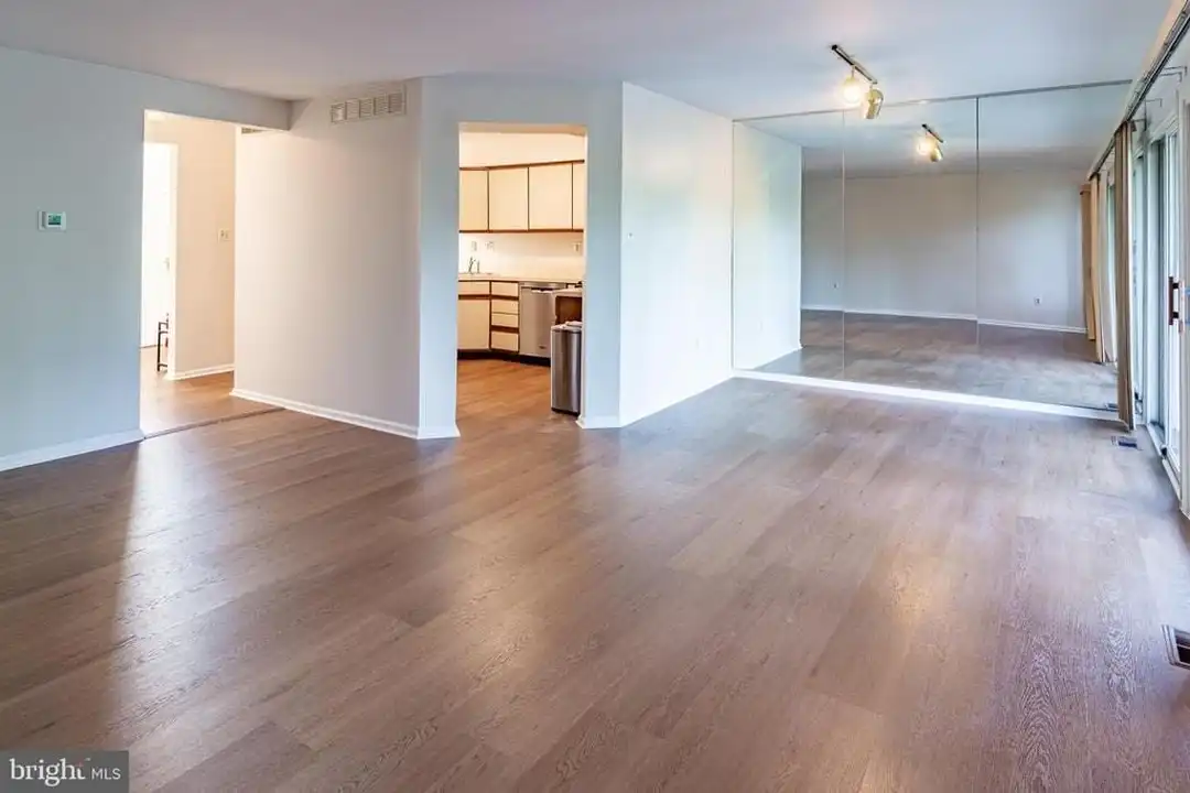 1901 Monroe Ln – photo 1 of 30