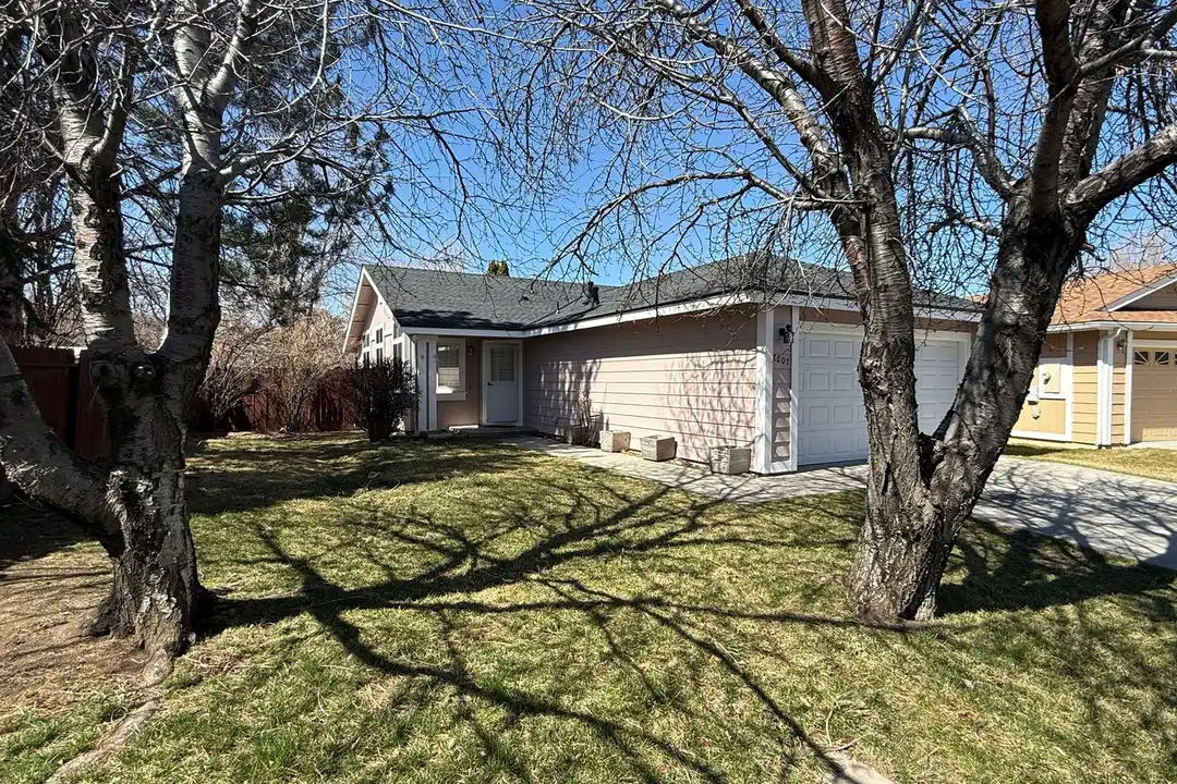 House in Reno - View 2
