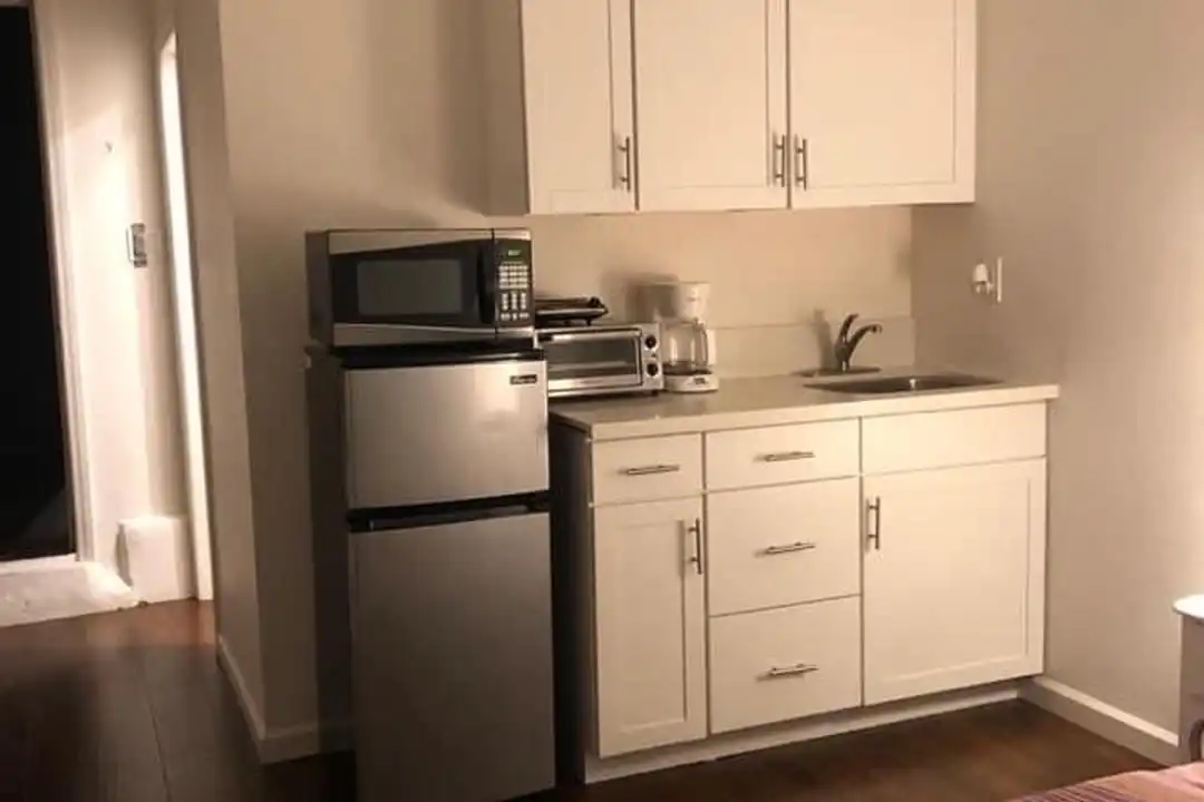 3843 Palm Dr unit A – photo 1 of 8