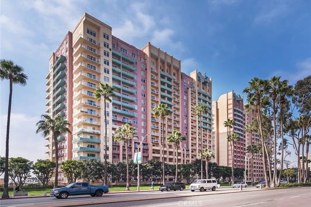 488 E Ocean Blvd #717 - View 2