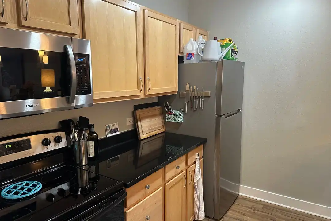 444 17th St – pohled 6