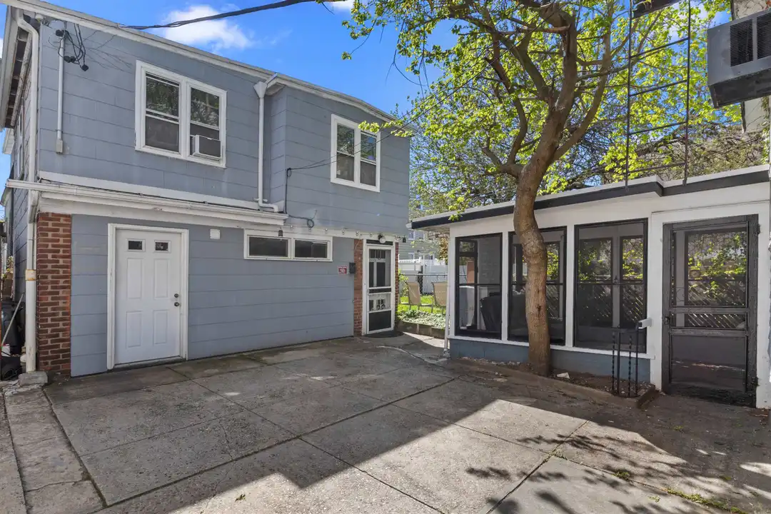 90 W 43rd St unit 3 – photo 1