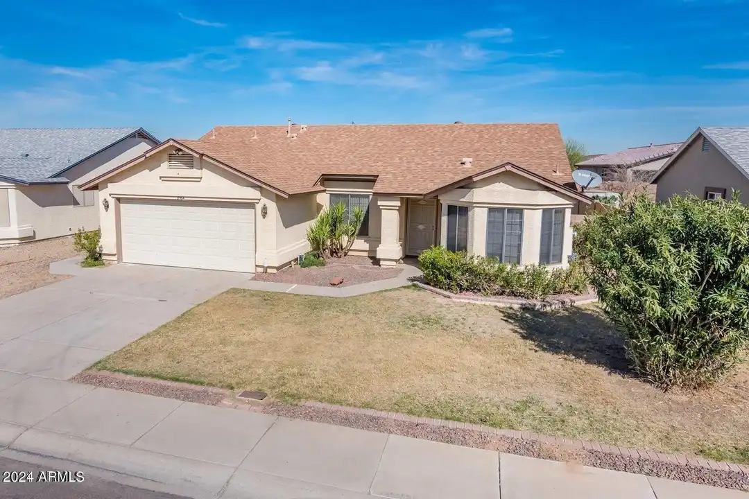 8564 W Ocotillo Rd - View 2