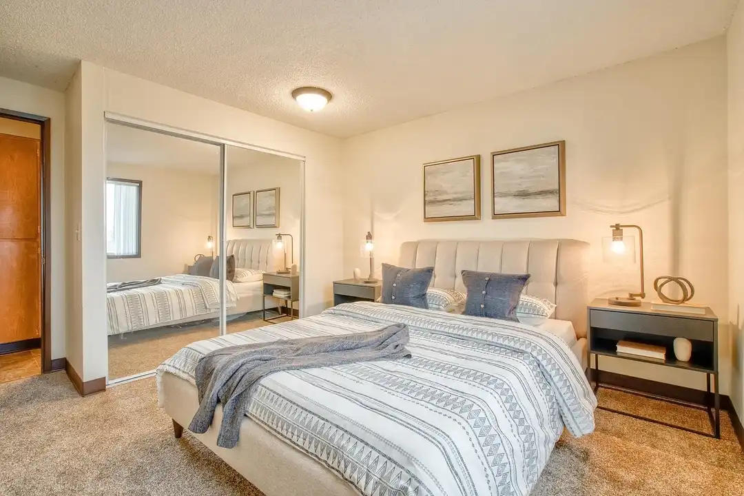 Cedar Crest Apartments - View 4