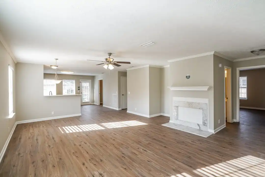 5125 Hickory Grove Dr - View 3
