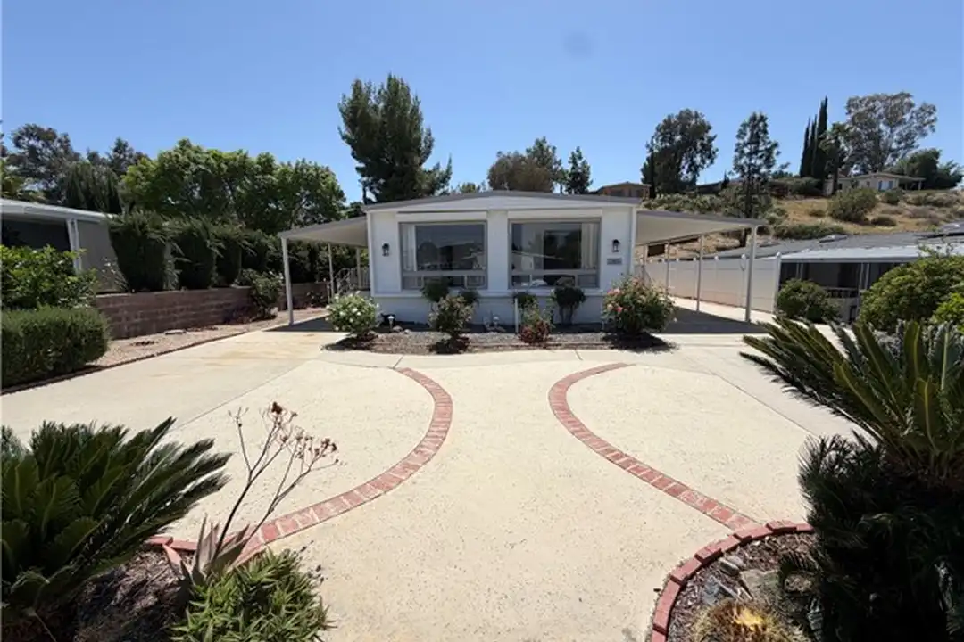 22895 Skylink Dr – photo 1 of 29