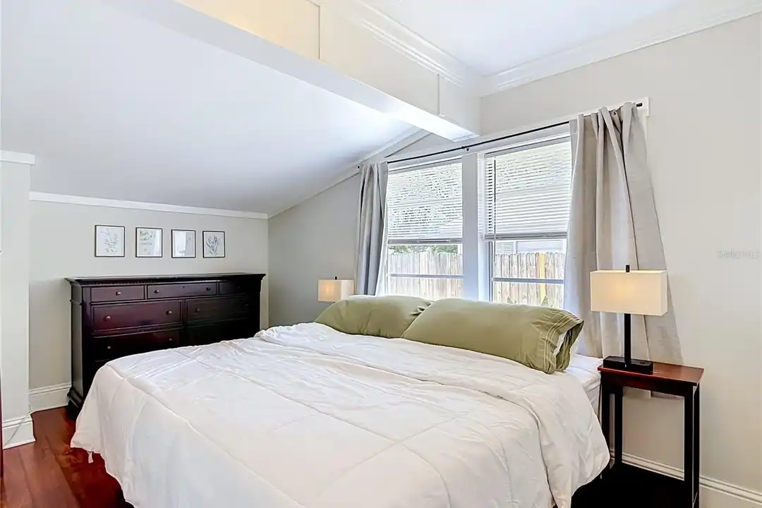 115 E Lambright St - View 6