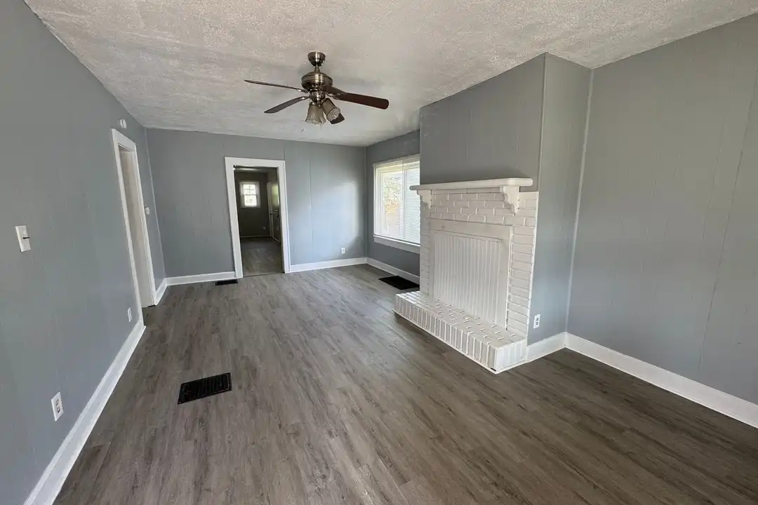 1529 Dawson St - View 2