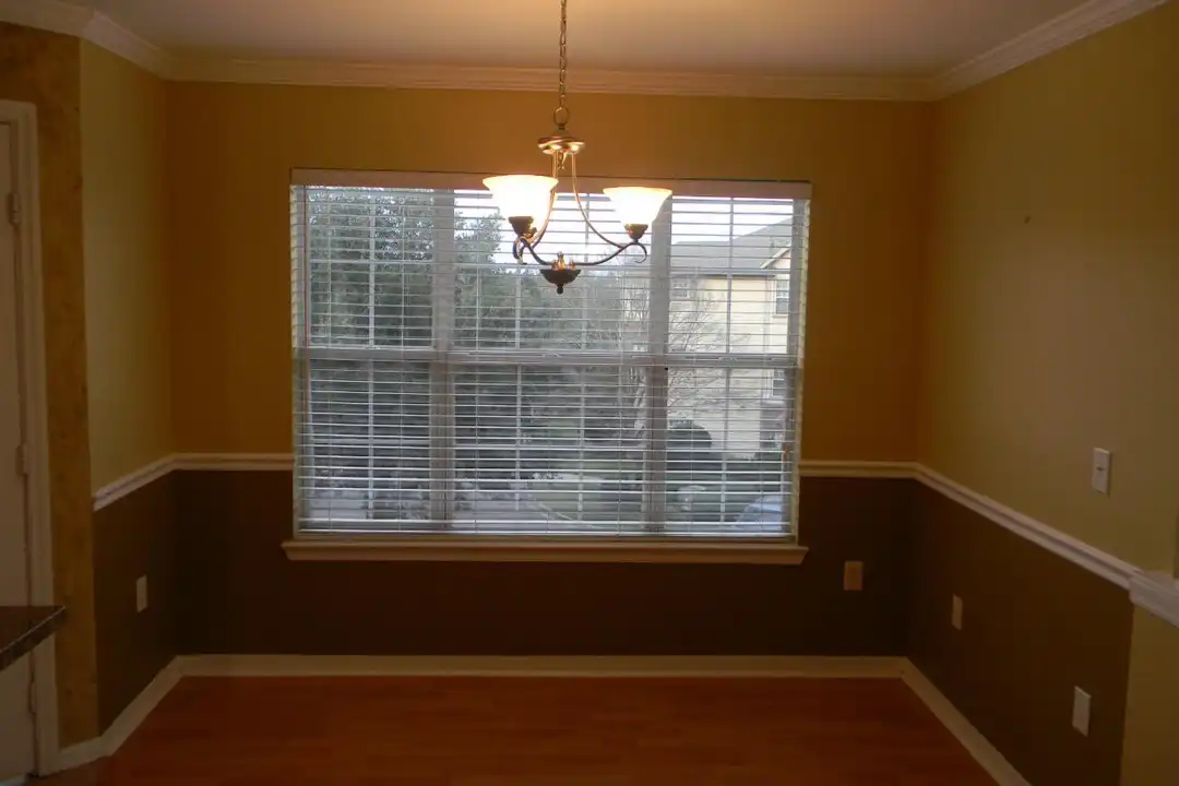 7800 Point Meadows Dr #338 – pohled 5