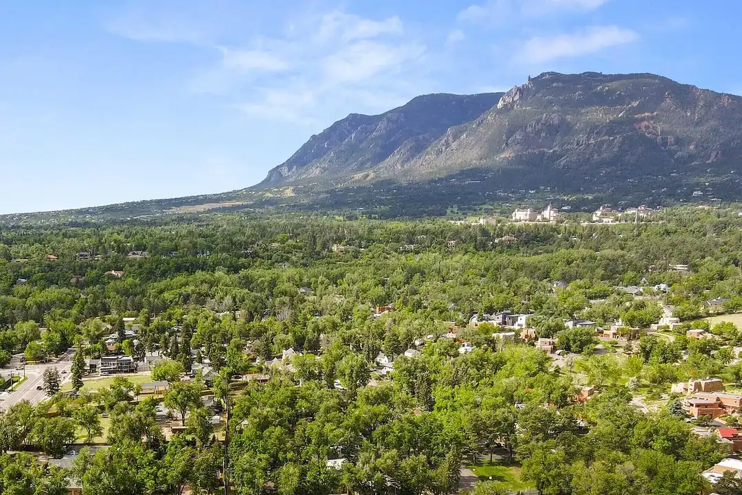 Lookout at Broadmoor - View 3