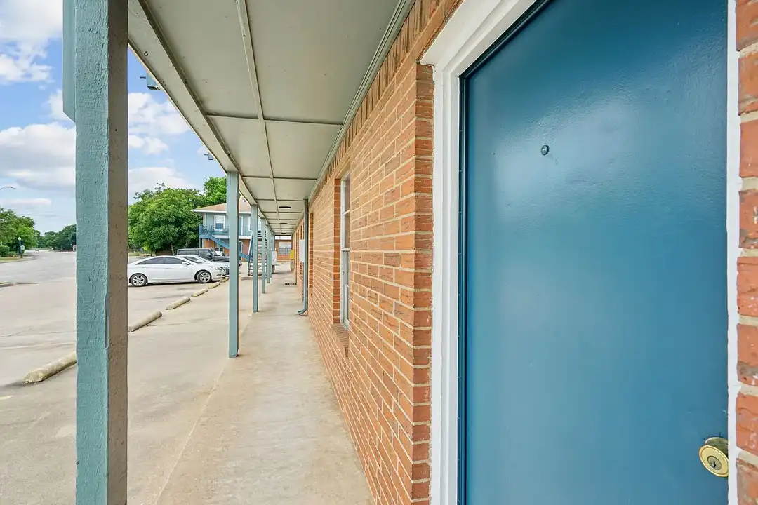 Garden Place – photo 1