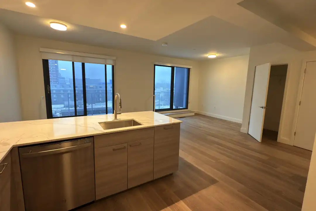 1077 Commonwealth Ave unit 448D – další