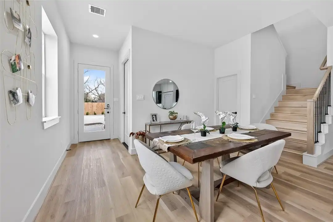 975 Highland Lgt Ln - View 4