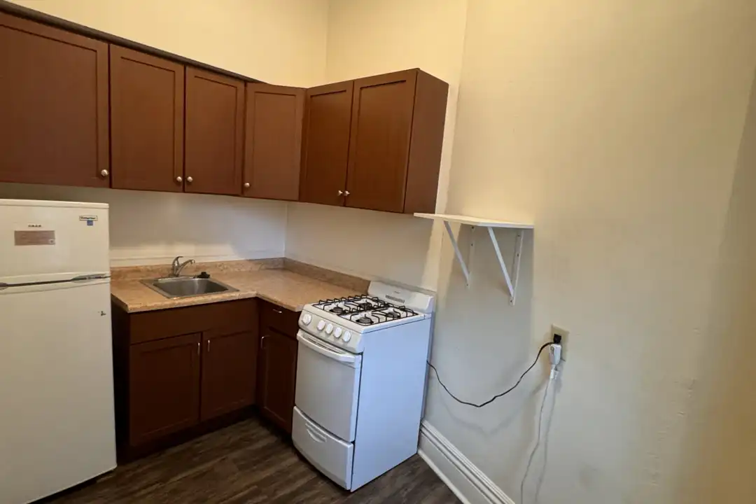 29 Langdon St unit 2 - View 5
