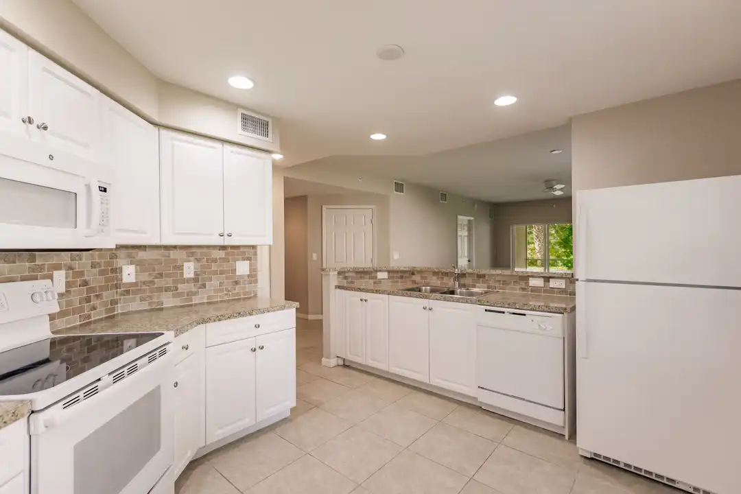 27490 Palmesta Circle unit 37 - View 3