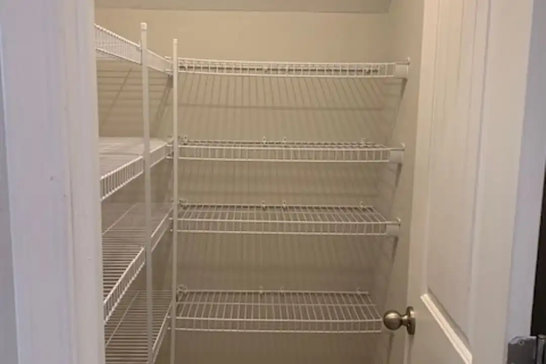 268 Claudia Dr - More