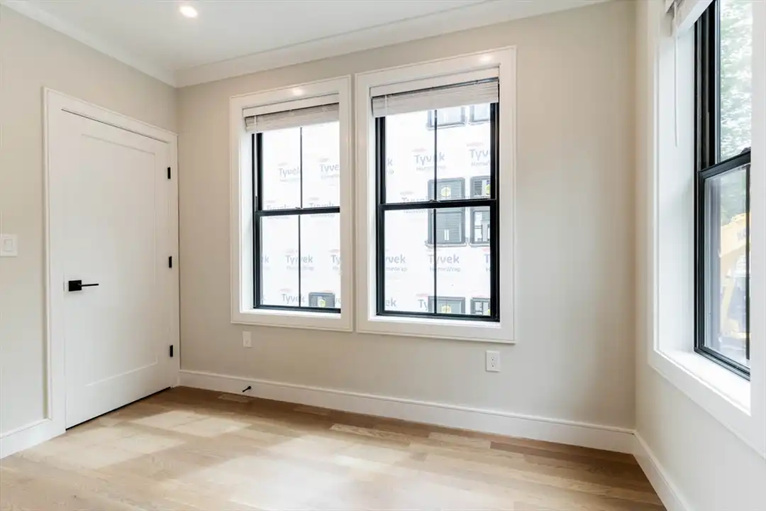 283 Lamartine St unit 2 - View 3