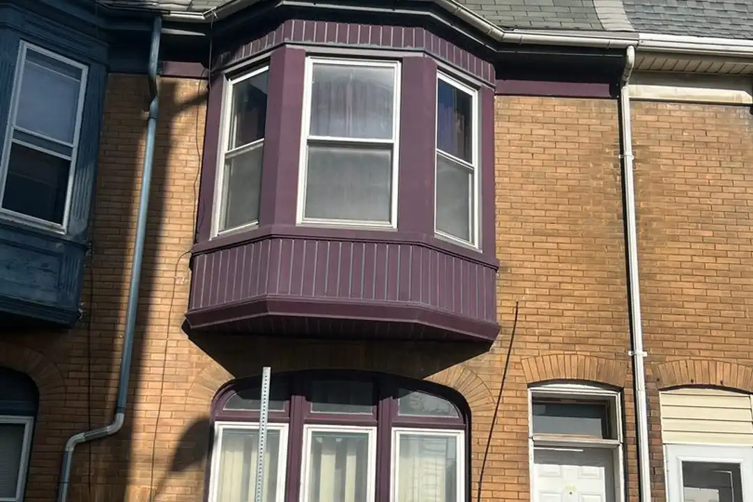 631 Lincoln St – photo 1
