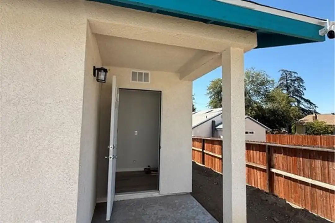 1332 Olivine Ave – photo 1 of 7