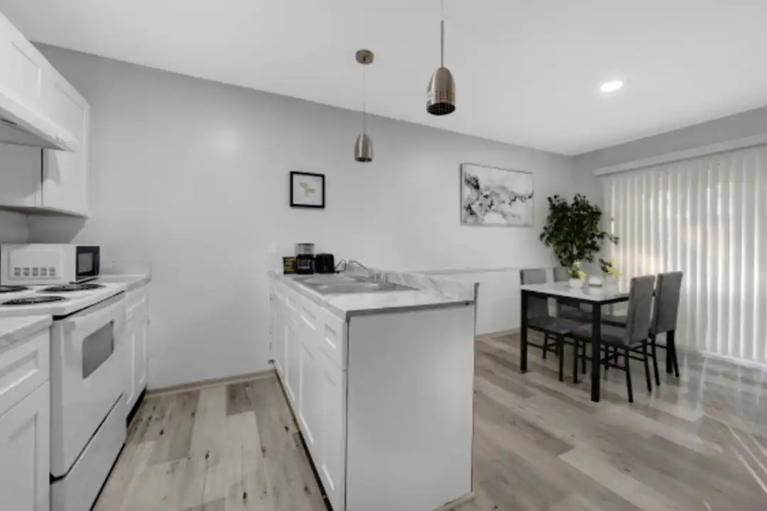 5647 Gaston Ave unit 218 - View 5