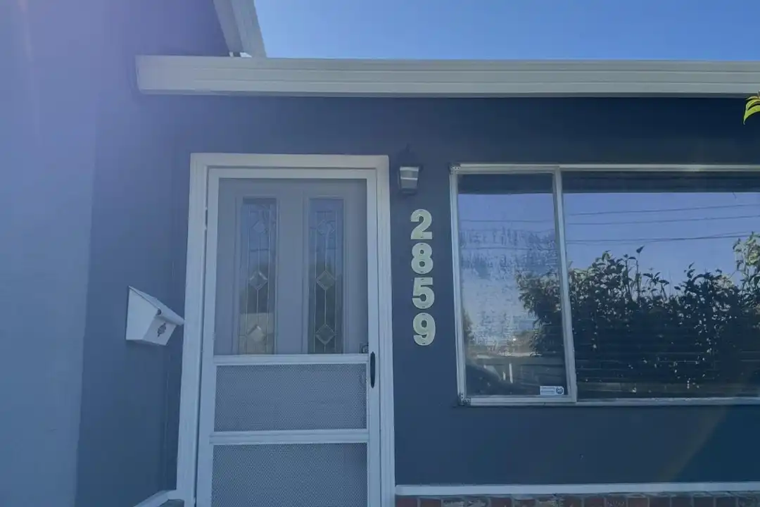 2859 Foskett Ave - View 2